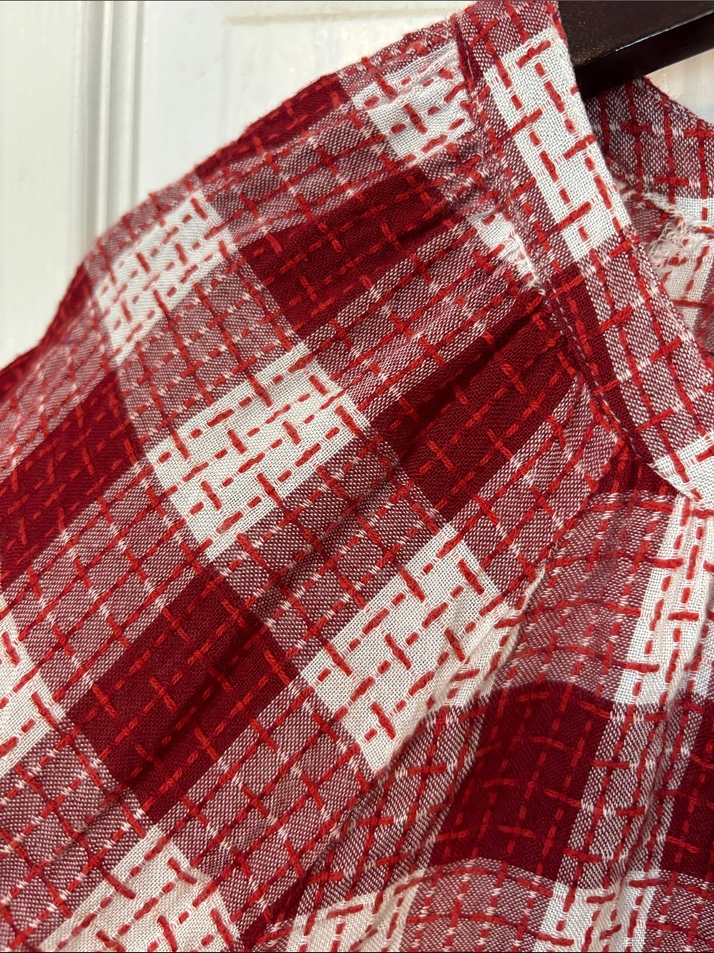 Beautiful Wonderly Red and White Plaid Women’s Shirt. Great for a Western Theme - Picture 7 of 8